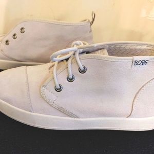 New Sketchers Bob's Shoes Sneaker Bobs Suade Tan Size 7